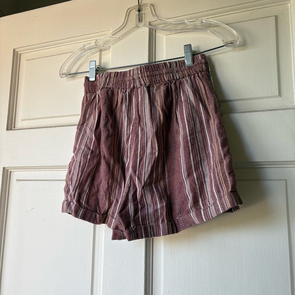 Angie Burgundy Striped Women's Shorts. SB3
